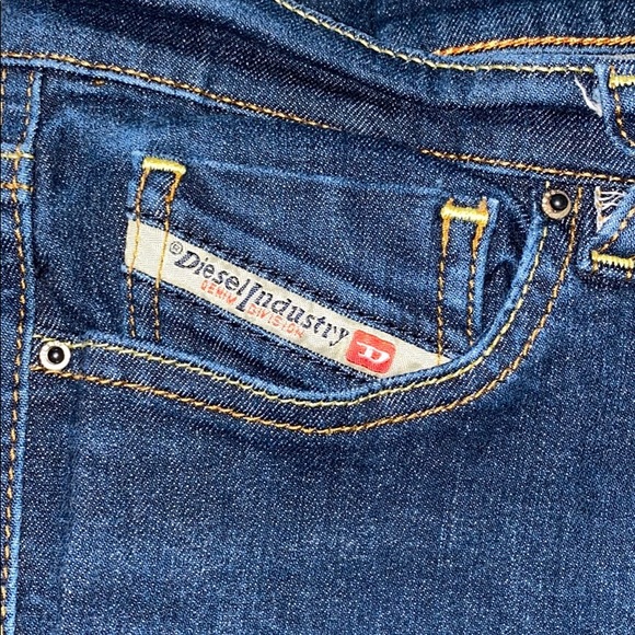 Diesel Jeans Bootcut New - Picture 2 of 4